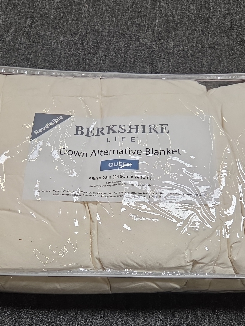 Berkshire Cream Reversible Down Alternative Blanket